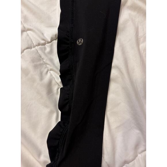 Lululemon Speed Tight Interlock
Black Quilt Winter size 2 - Picture 6 of 6